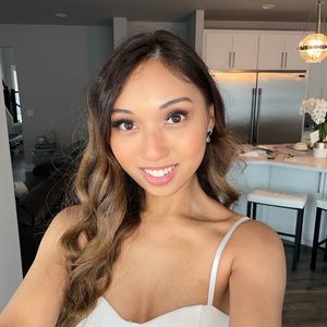 Meet your Posher, Salena